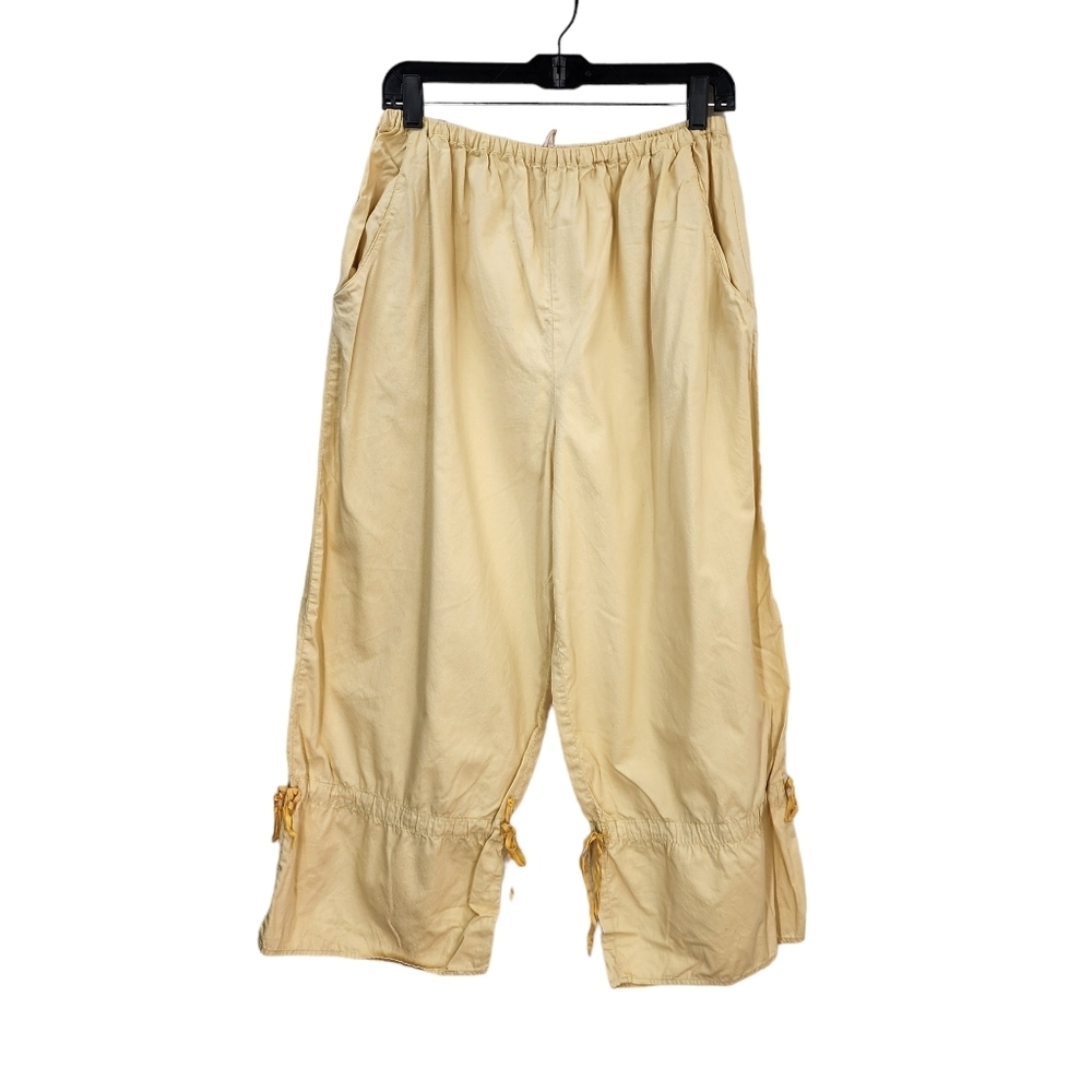 Women's Cream Cropped Pants
